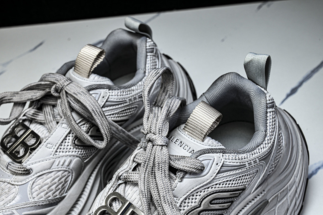 Ba1en*iaga 6XL Sneaker