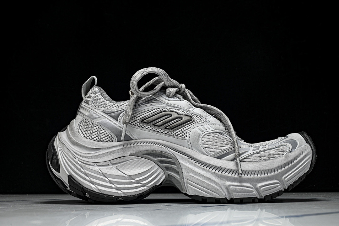 Ba1en*iaga 6XL Sneaker