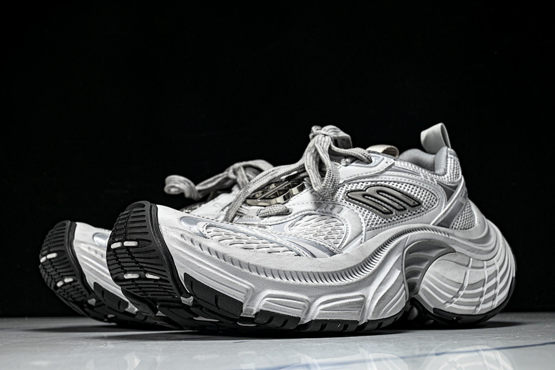 Ba1en*iaga 6XL Sneaker