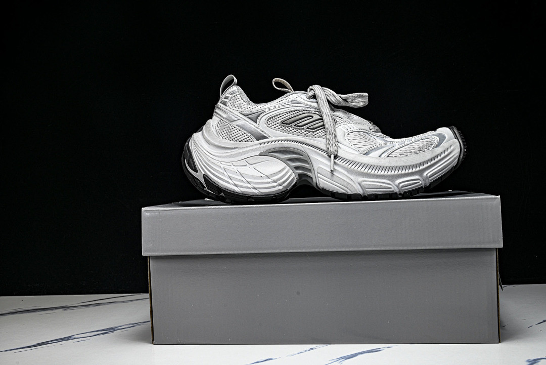 Ba1en*iaga 6XL Sneaker