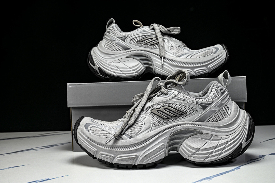 Ba1en*iaga 6XL Sneaker