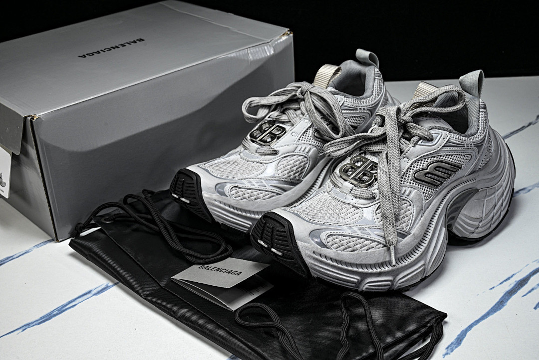 Ba1en*iaga 6XL Sneaker