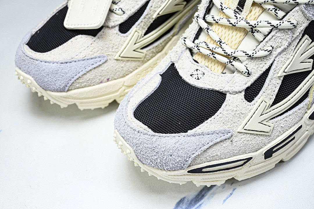 OFF-WHITE BE RIGHT BACK