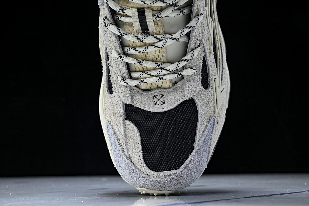 OFF-WHITE BE RIGHT BACK