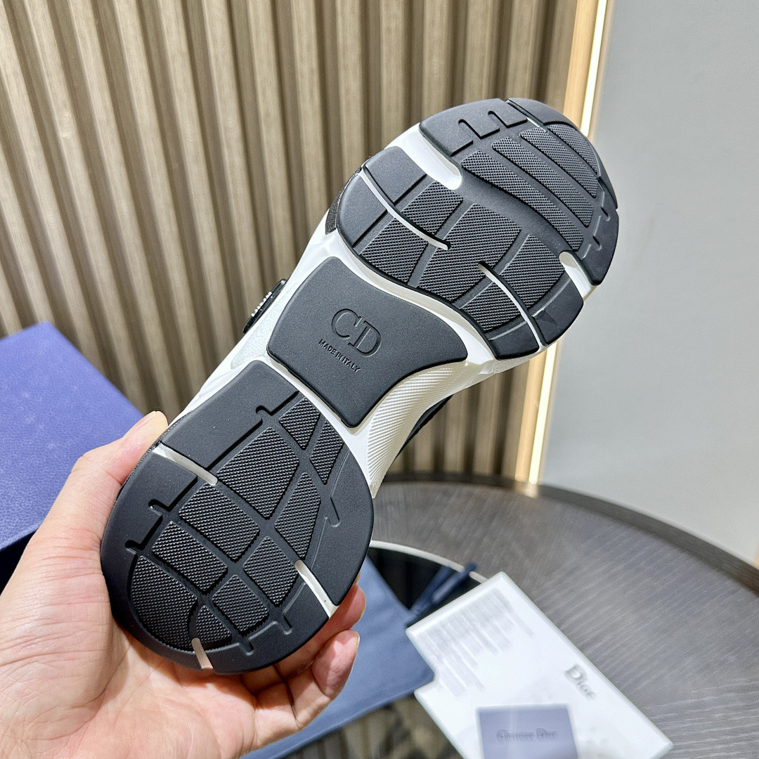 DR B22 Sneaker
