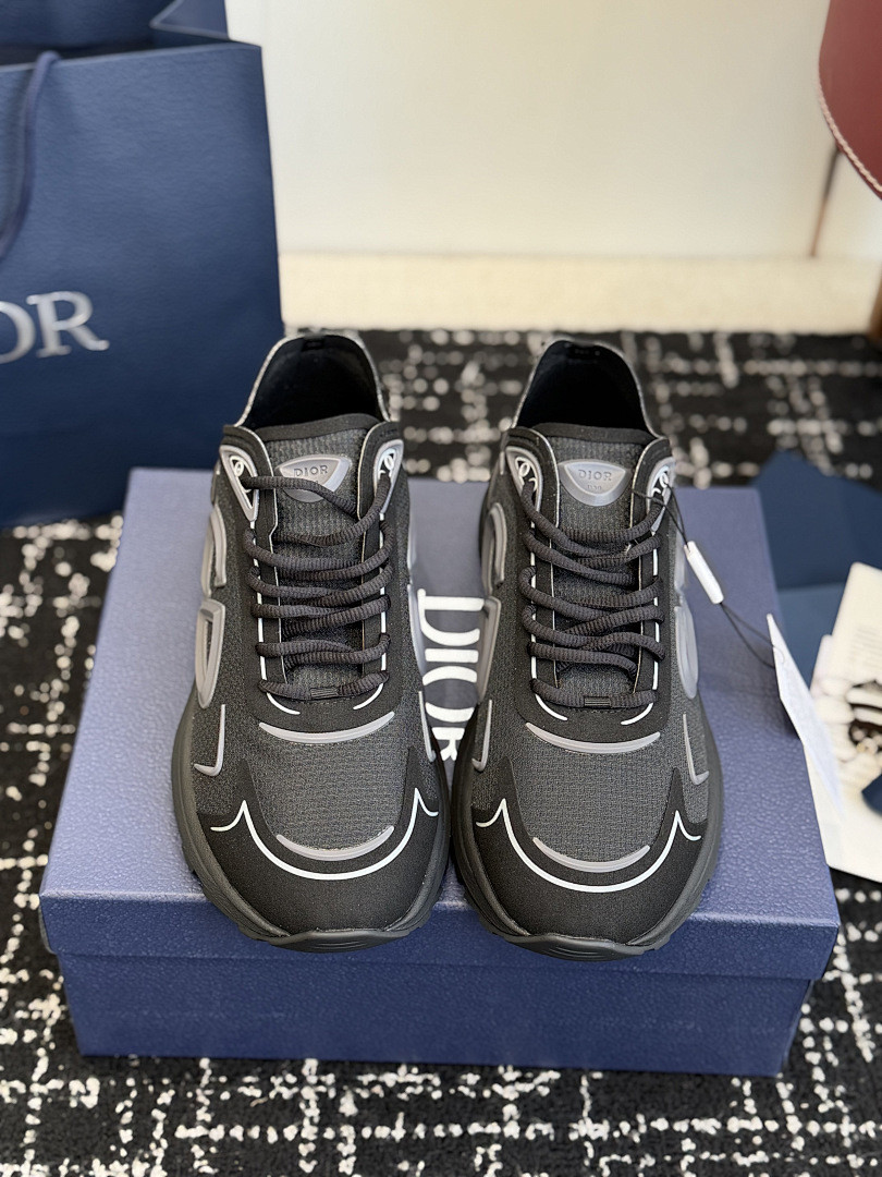 DR B30 Sneaker