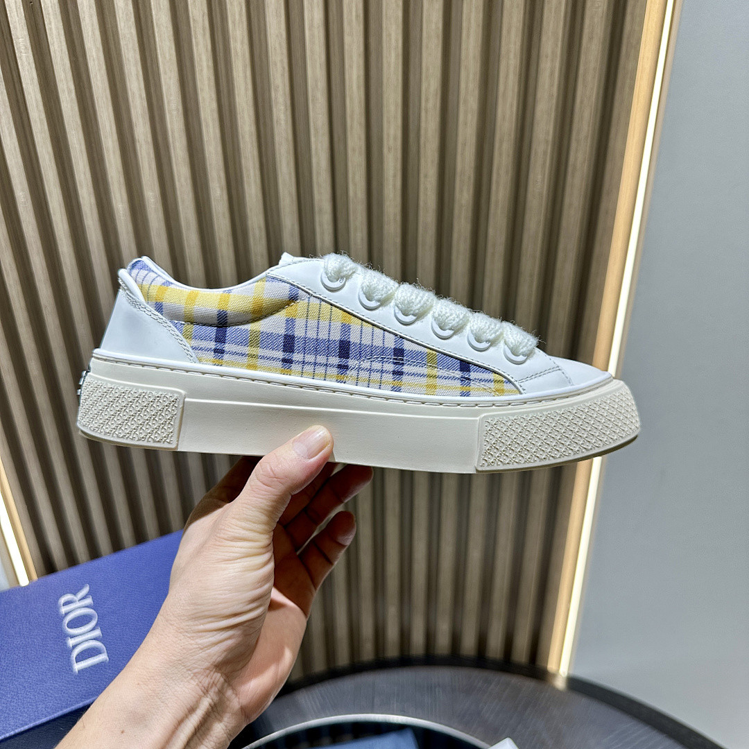 DR B33 Sneaker