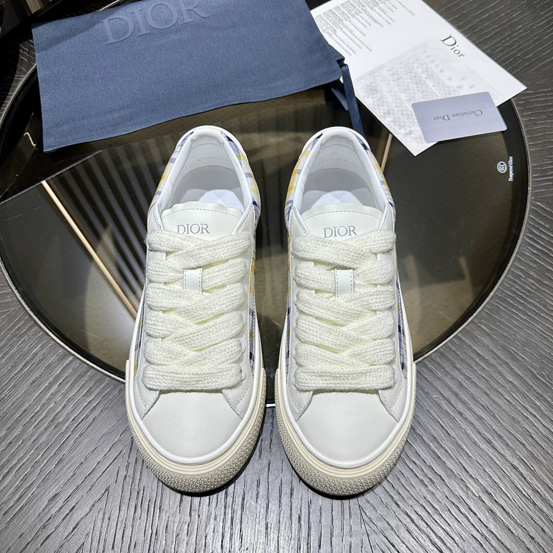 DR B33 Sneaker
