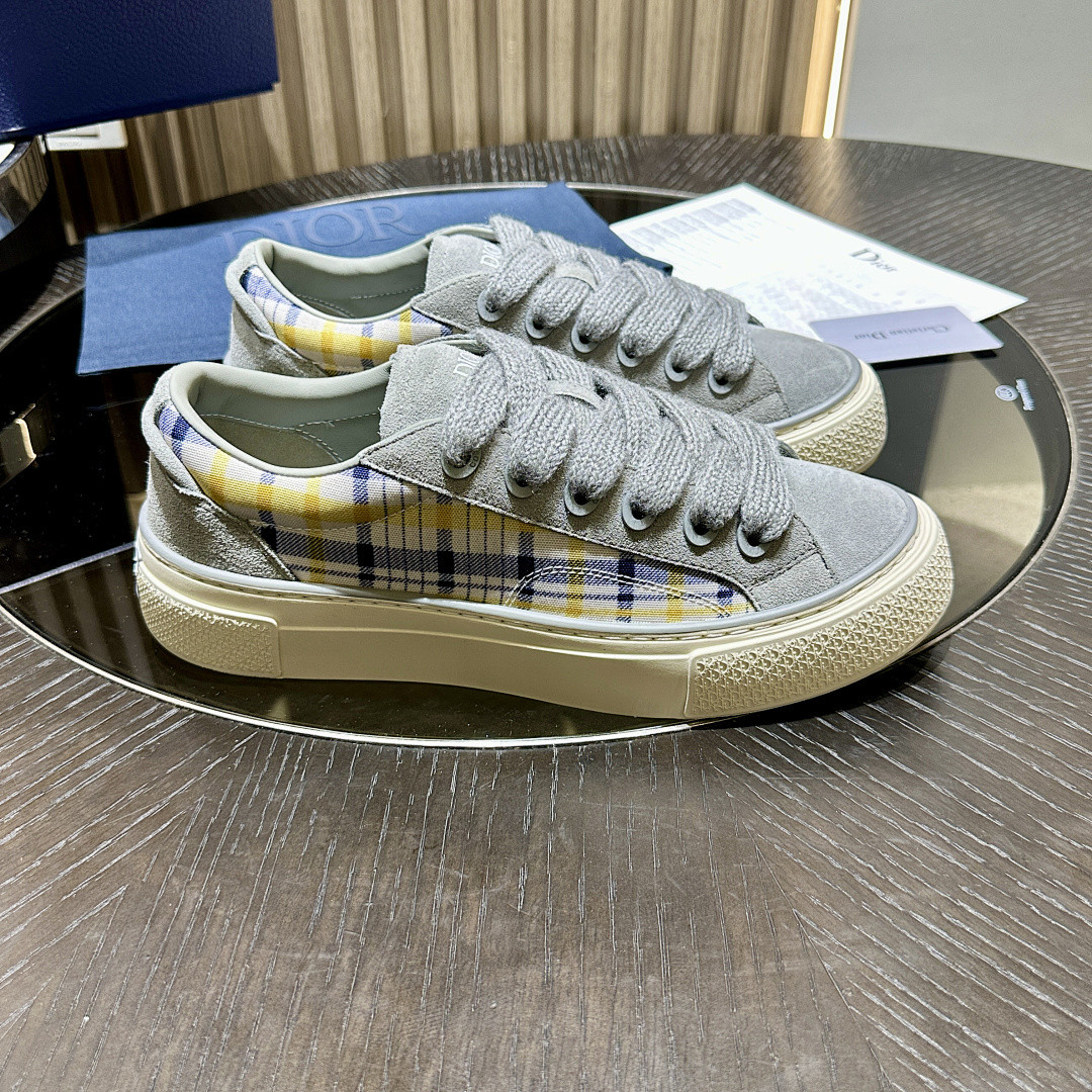 DR B33 Sneaker