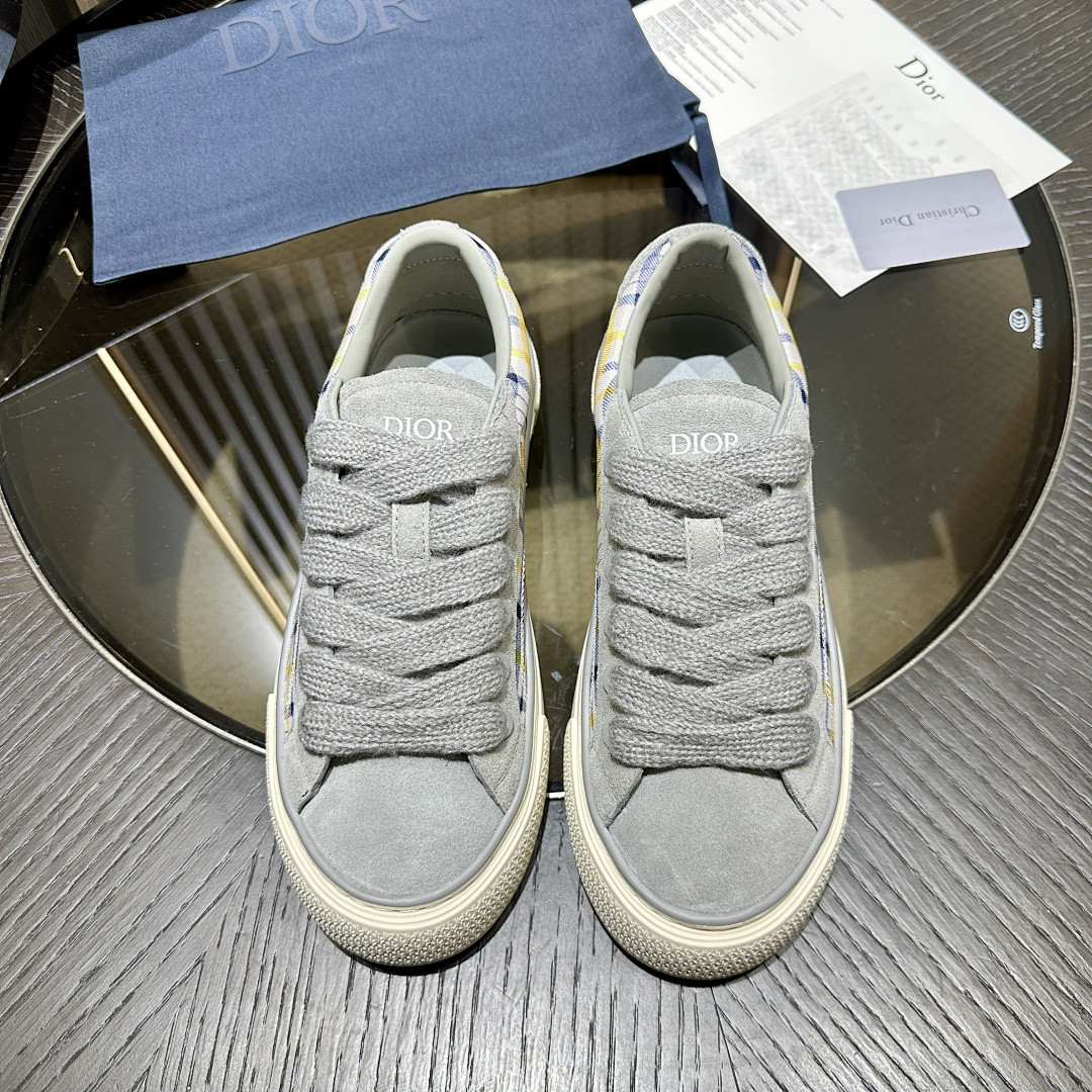 DR B33 Sneaker