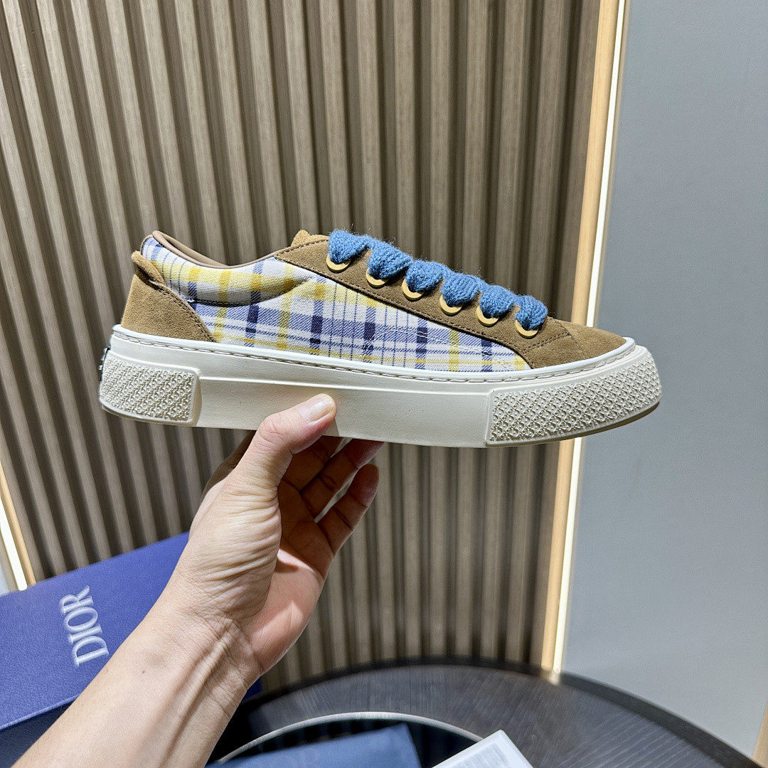 DR B33 Sneaker