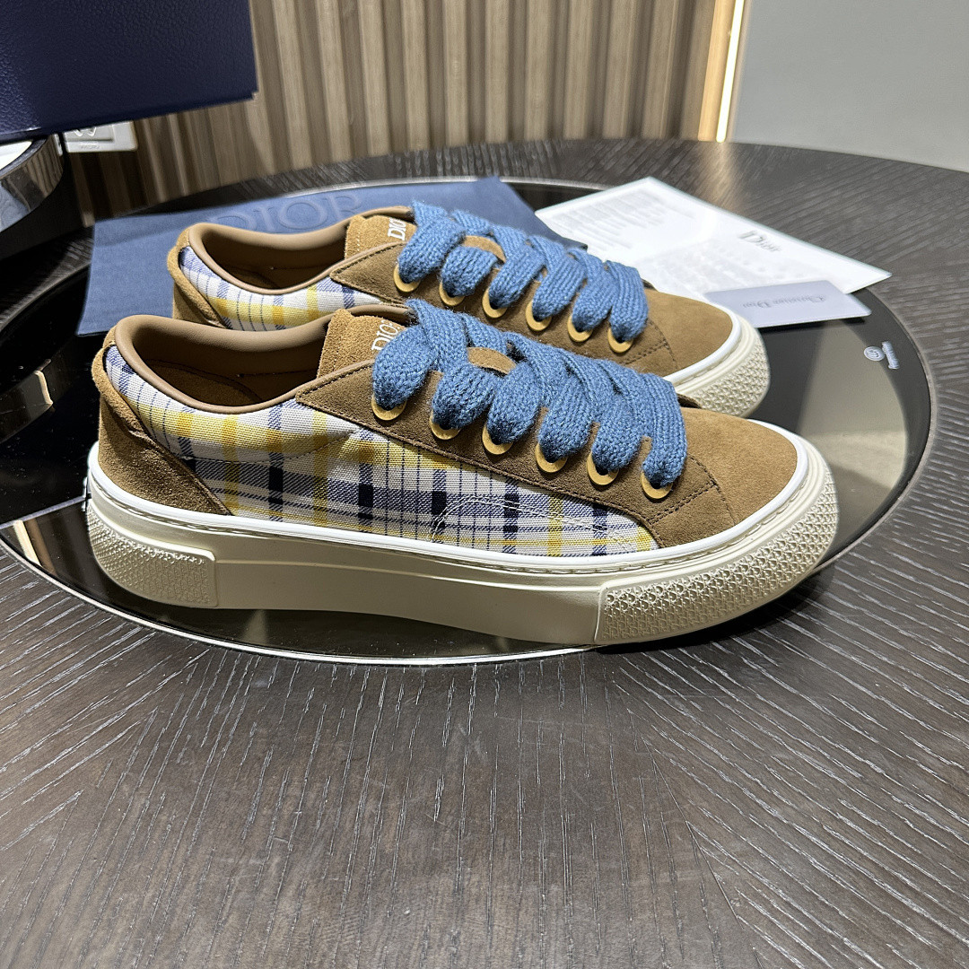 DR B33 Sneaker