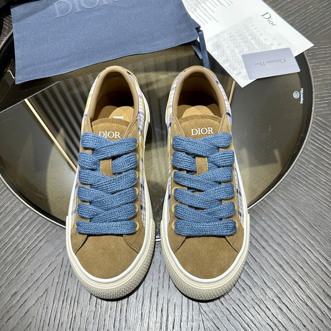 DR B33 Sneaker