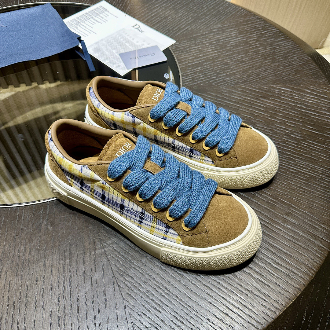 DR B33 Sneaker