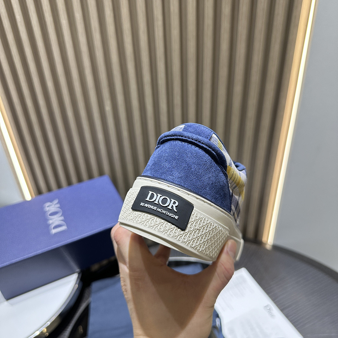 DR B33 Sneaker