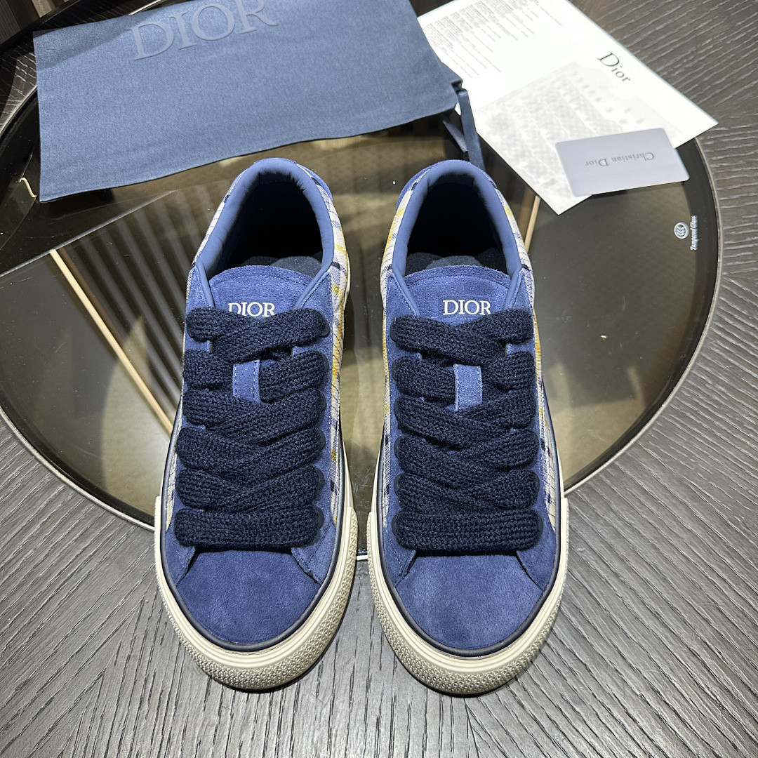 DR B33 Sneaker