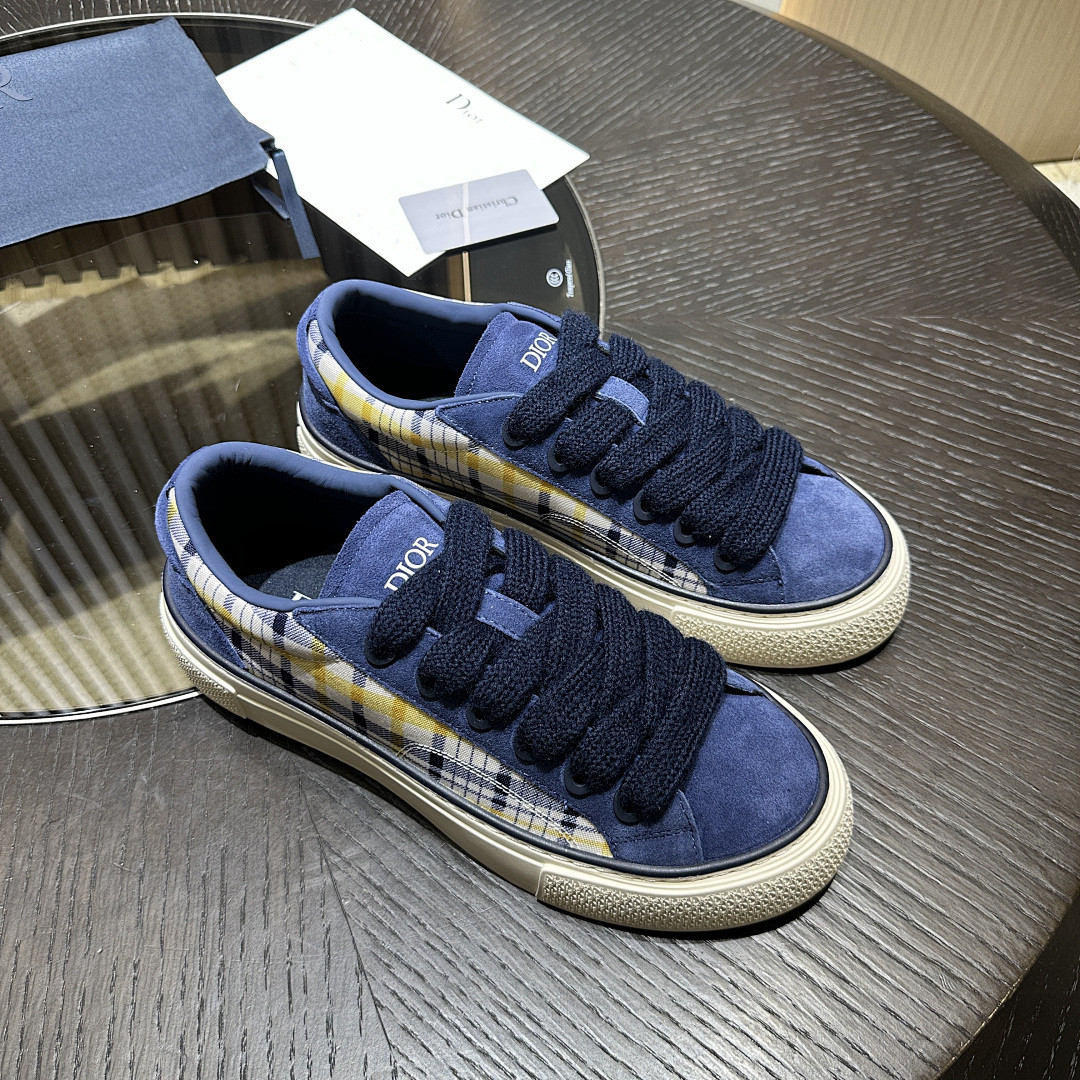 DR B33 Sneaker