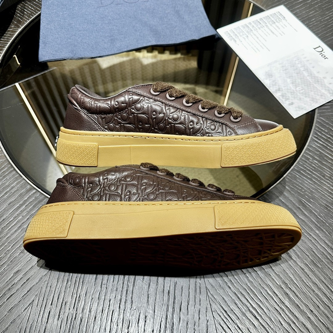DR B33 Sneaker