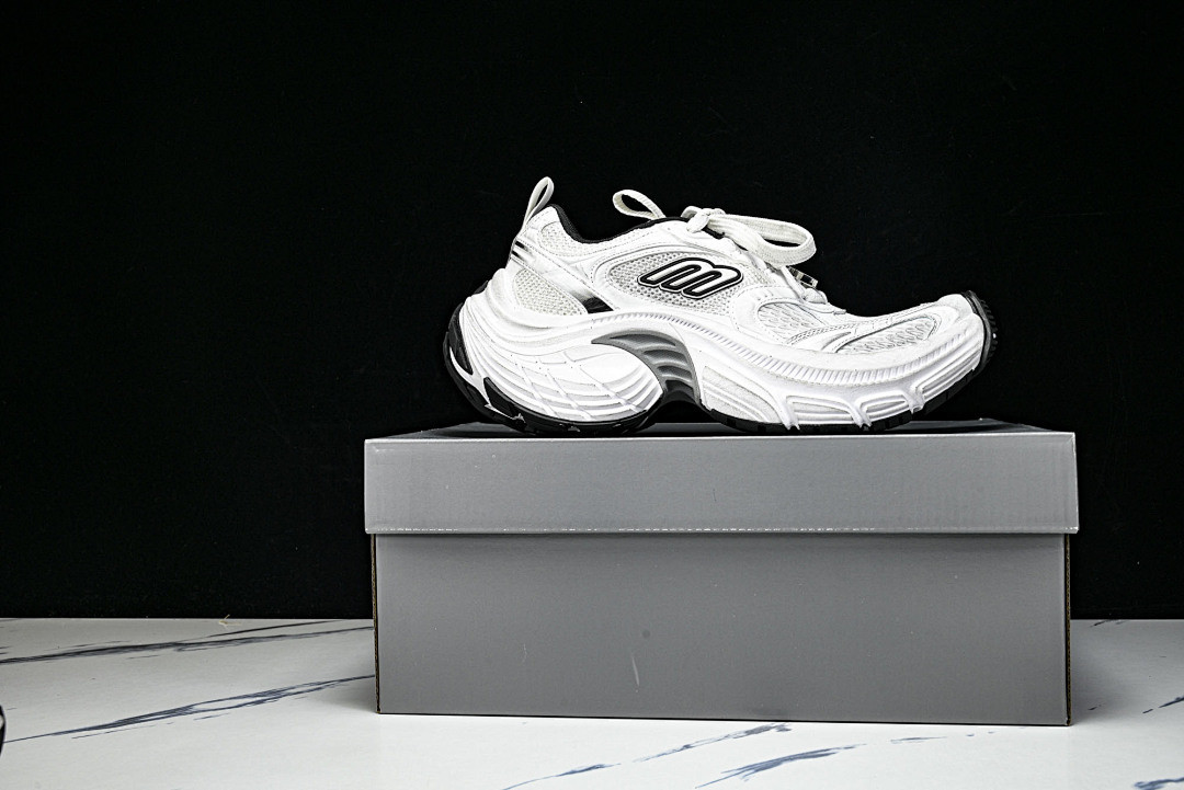 Ba1en*iaga 6XL Sneaker