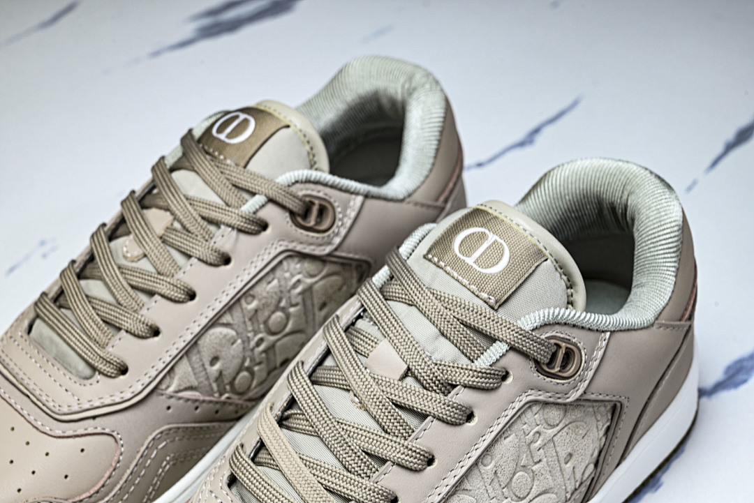 DR B27 Sneaker
