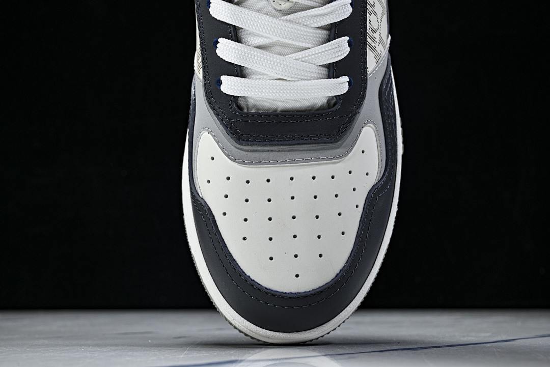 DR B27 Sneaker