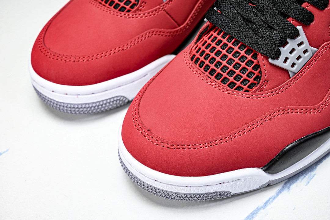 Air Jordan 4“Toro Bravo” FQ8138-600