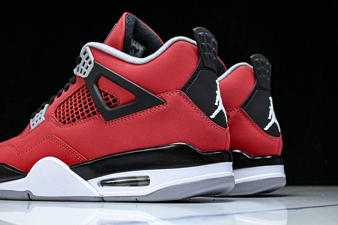 Air Jordan 4“Toro Bravo” FQ8138-600