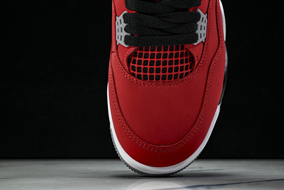 Air Jordan 4“Toro Bravo” FQ8138-600