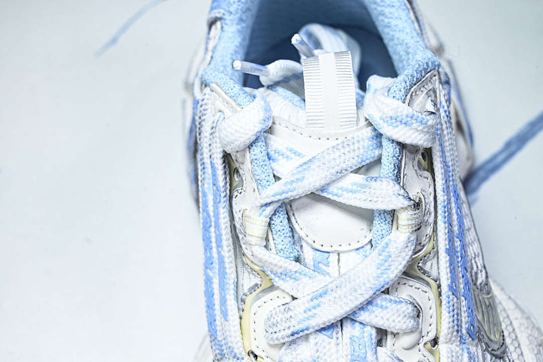 Ba1en*iaga Sneaker 3XL