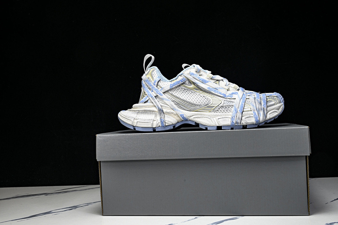 Ba1en*iaga Sneaker 3XL