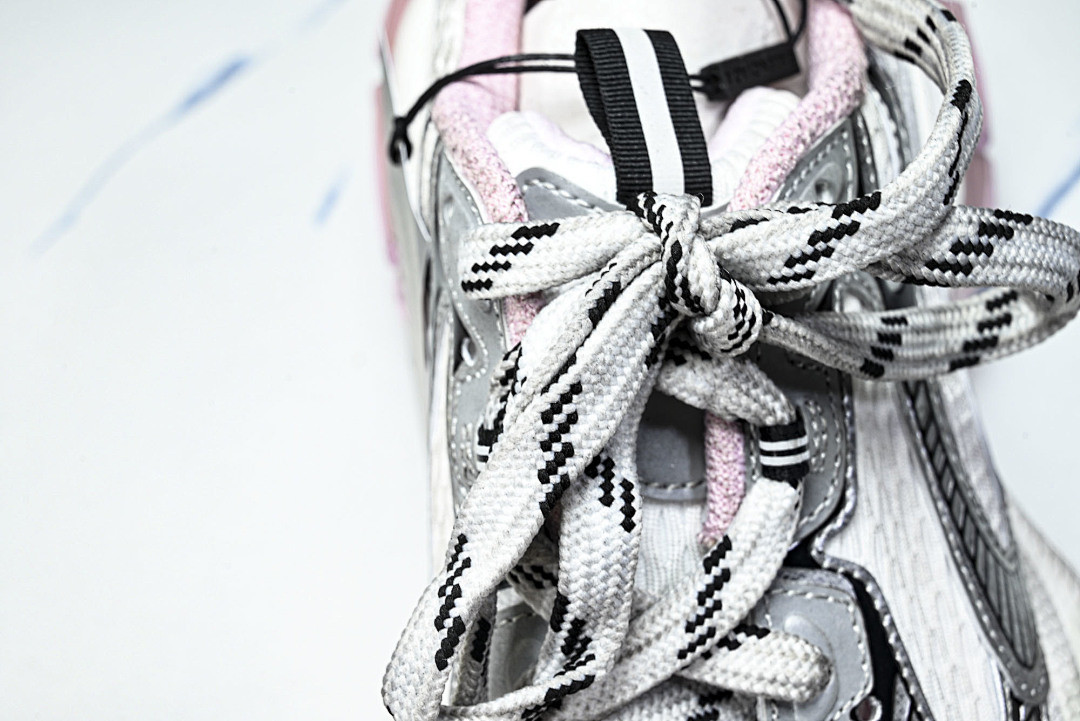 Ba1en*iaga Sneaker 3XL