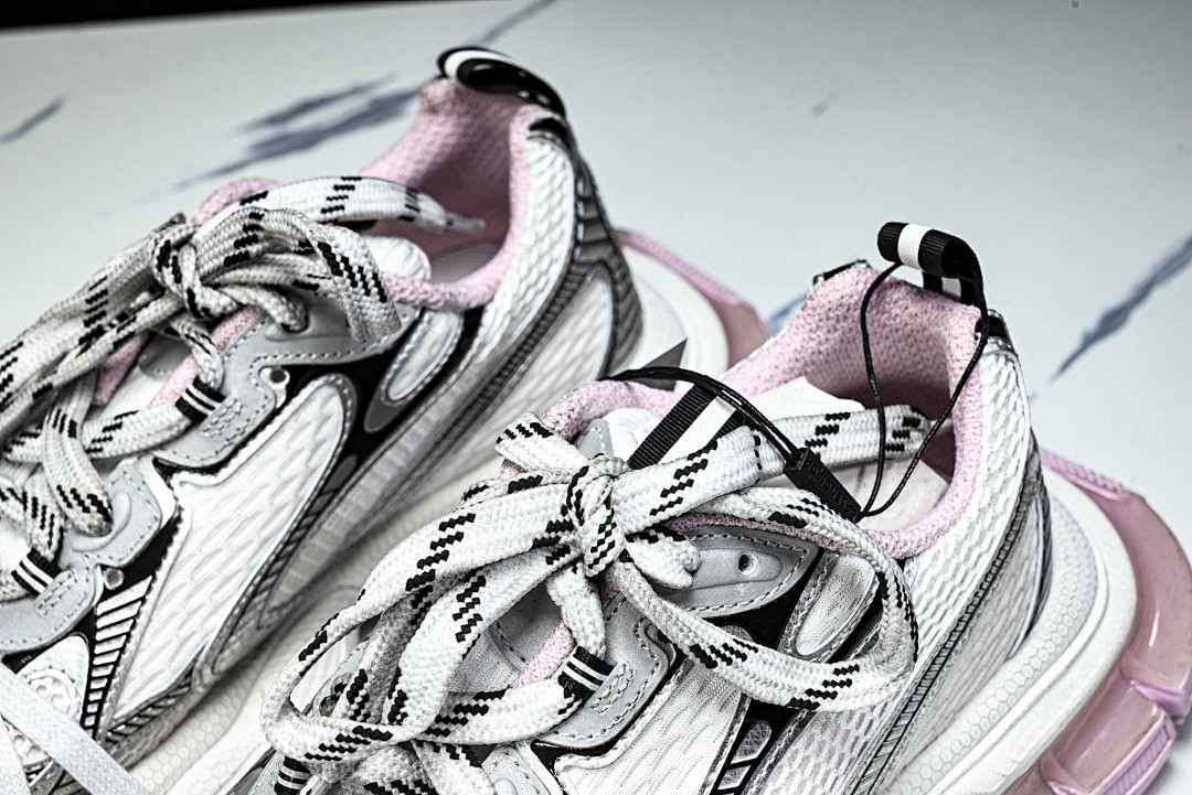 Ba1en*iaga Sneaker 3XL