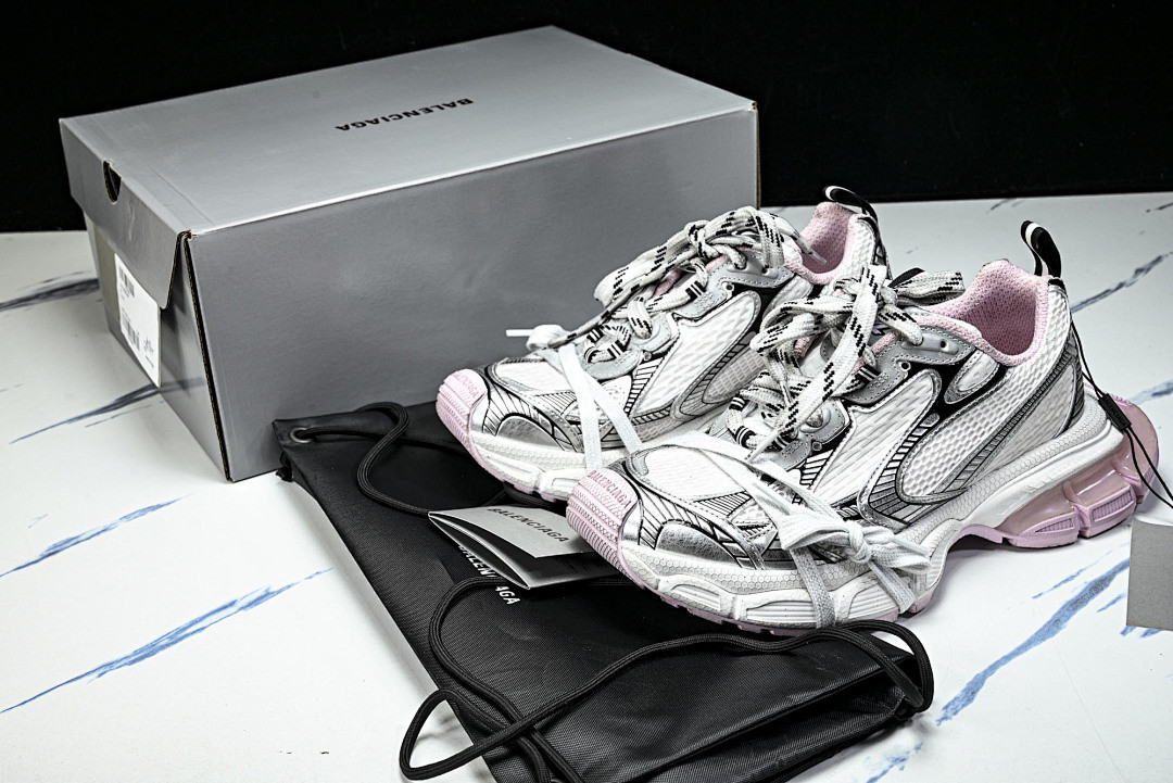 Ba1en*iaga Sneaker 3XL