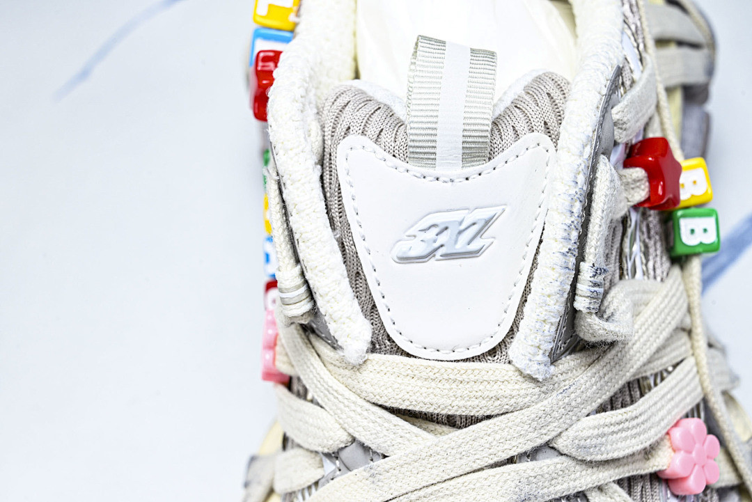 Ba1en*iaga Sneaker 3XL