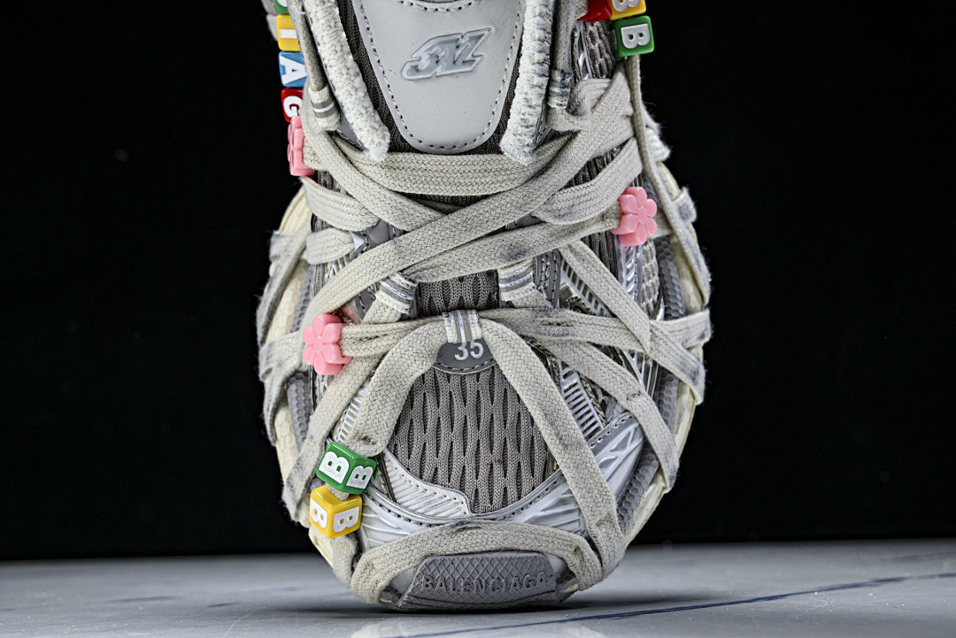 Ba1en*iaga Sneaker 3XL