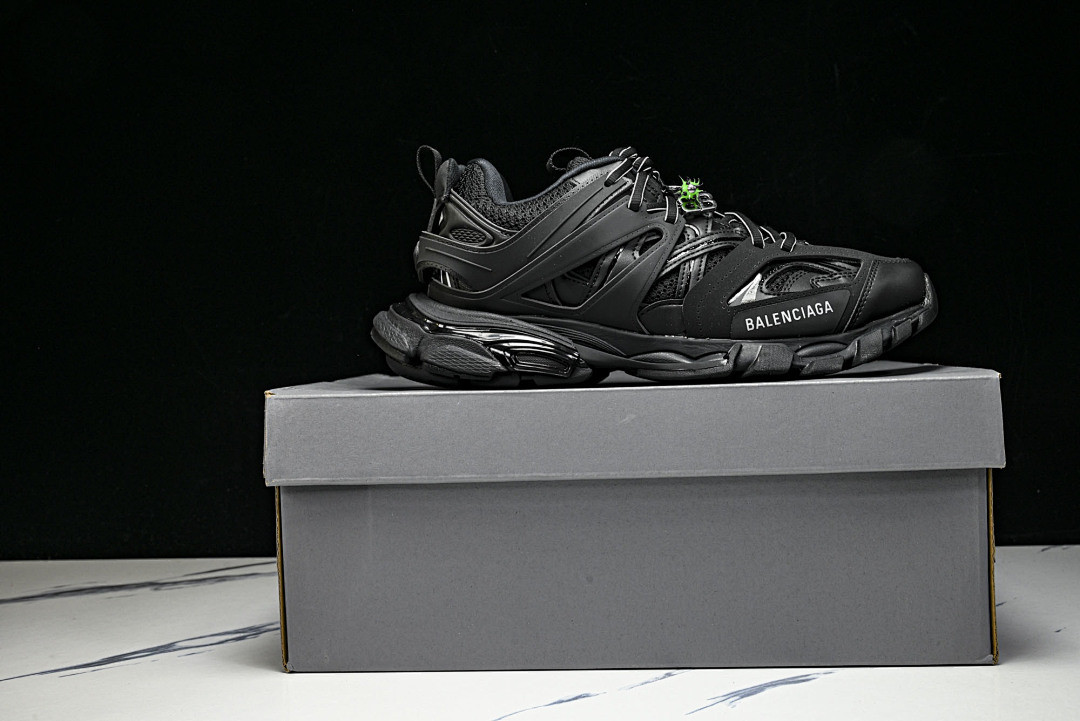 Ba1en*iaga Track WTRHM-1000