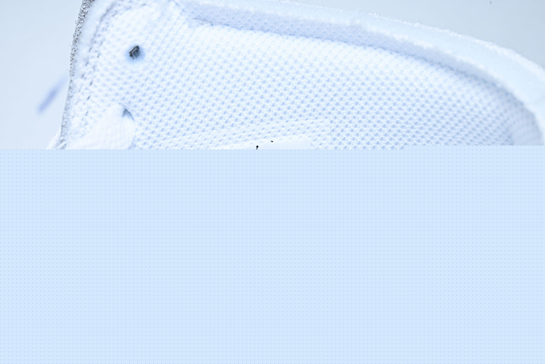 Virgil Abloh Archive x Air Jordan 1 High OG “Alaska” AA3834-100