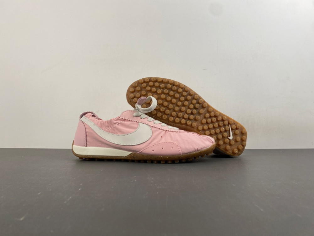 Jacquemus x Nike Jacumoon Shoe HV8547-800