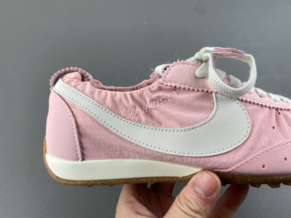 Jacquemus x Nike Jacumoon Shoe HV8547-800