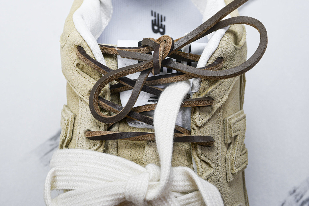 New Balance xMiuMiu NB-001