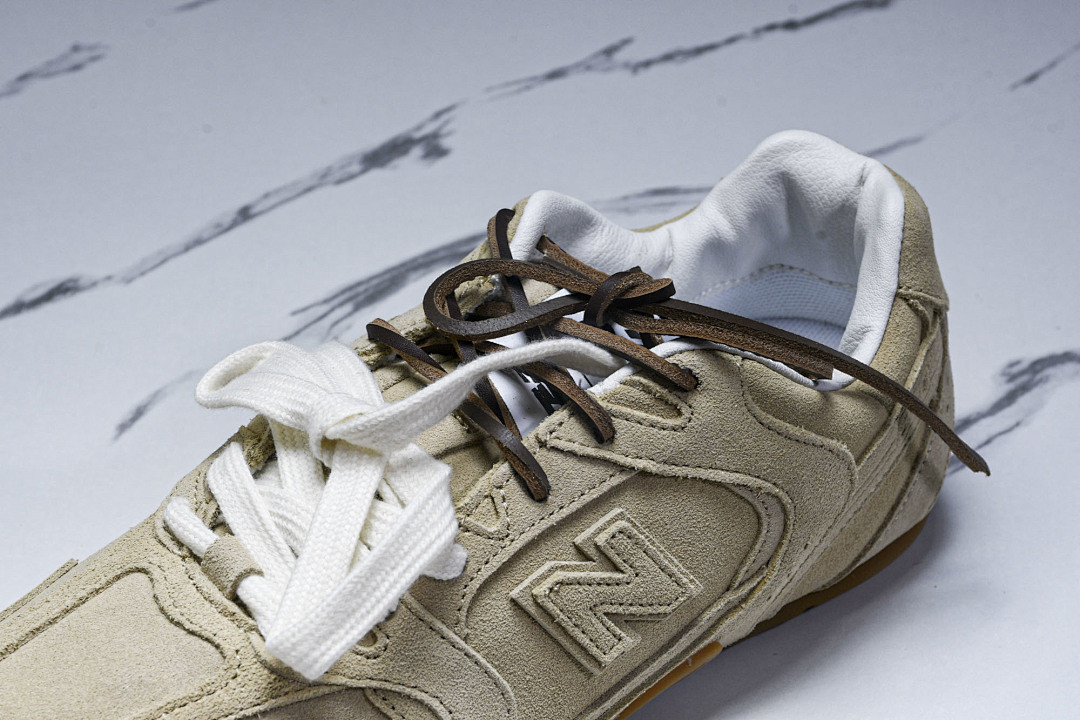 New Balance xMiuMiu NB-001