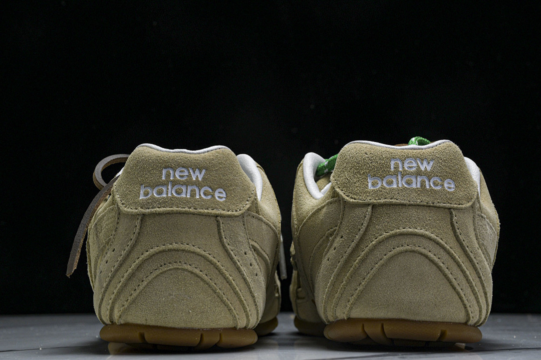 New Balance xMiuMiu NB-001