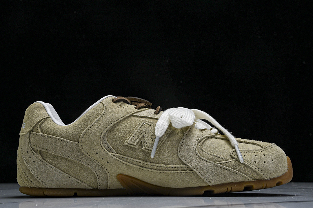 New Balance xMiuMiu NB-001