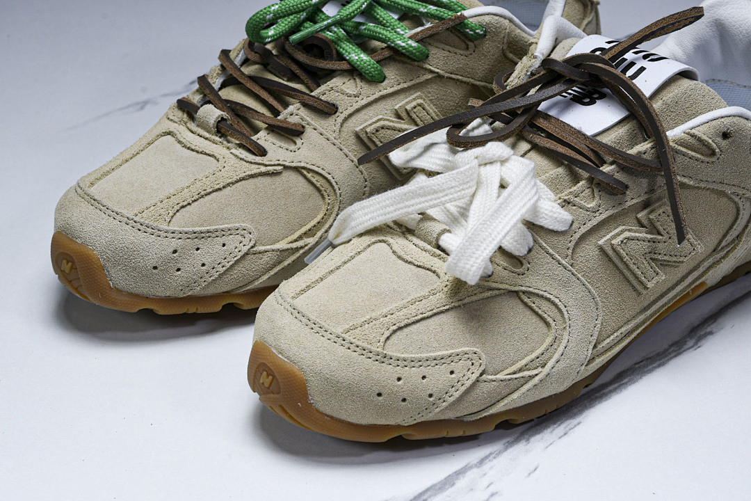 New Balance xMiuMiu NB-001
