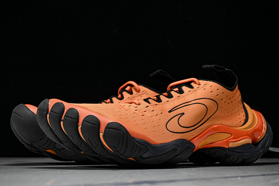 BLCG Anatomic Runner WANRN 7110