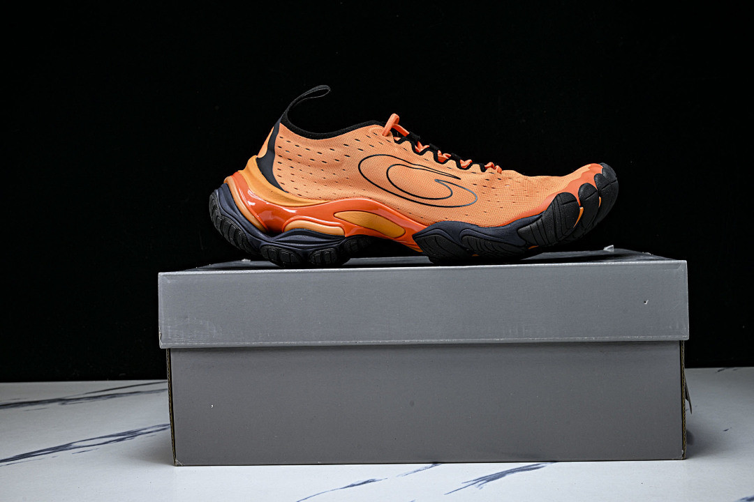BLCG Anatomic Runner WANRN 7110