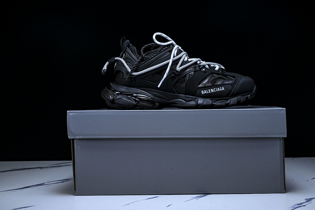 Ba1en*iaga Track WTRHK-1020