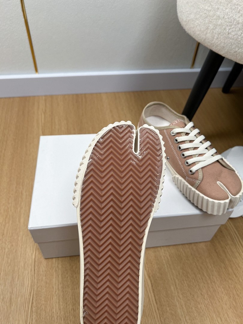 Ma1s0n Marg*e1a Sneakers