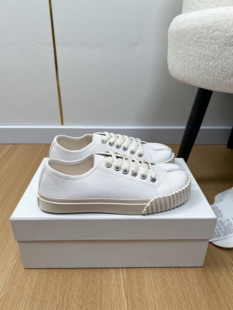 Ma1s0n Marg*e1a Sneakers