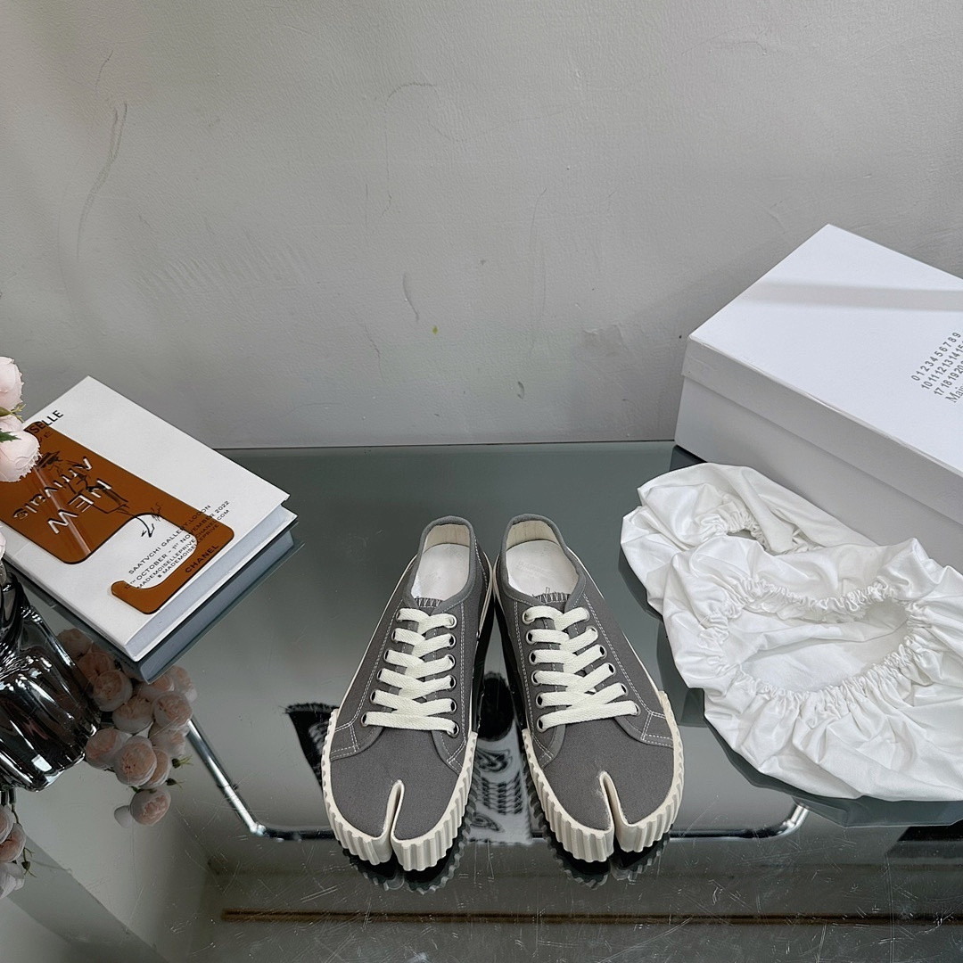 Ma1s0n Marg*e1a Sneakers